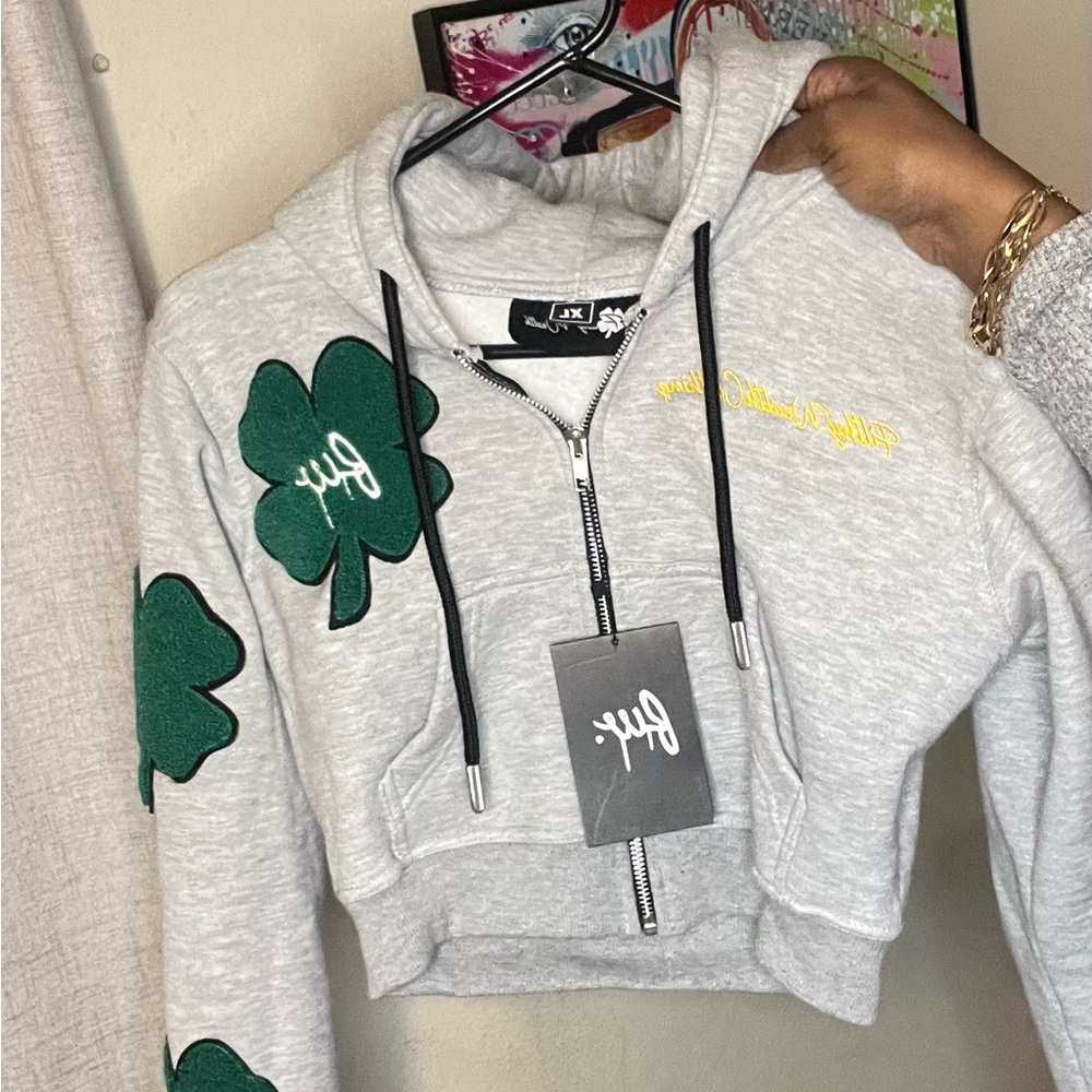 Filthy wealth Grey & Green Clover Set